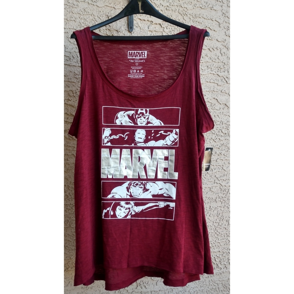Torrid Marvel maroon tank top blouse Sz 2